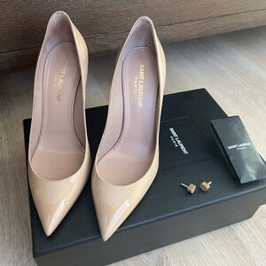 Saint Laurent Beige Patent Leather Heels